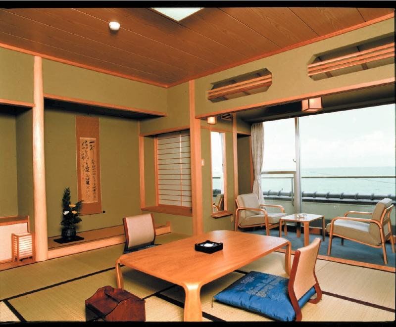 Hotel Mancho 佐渡市 エクステリア 写真